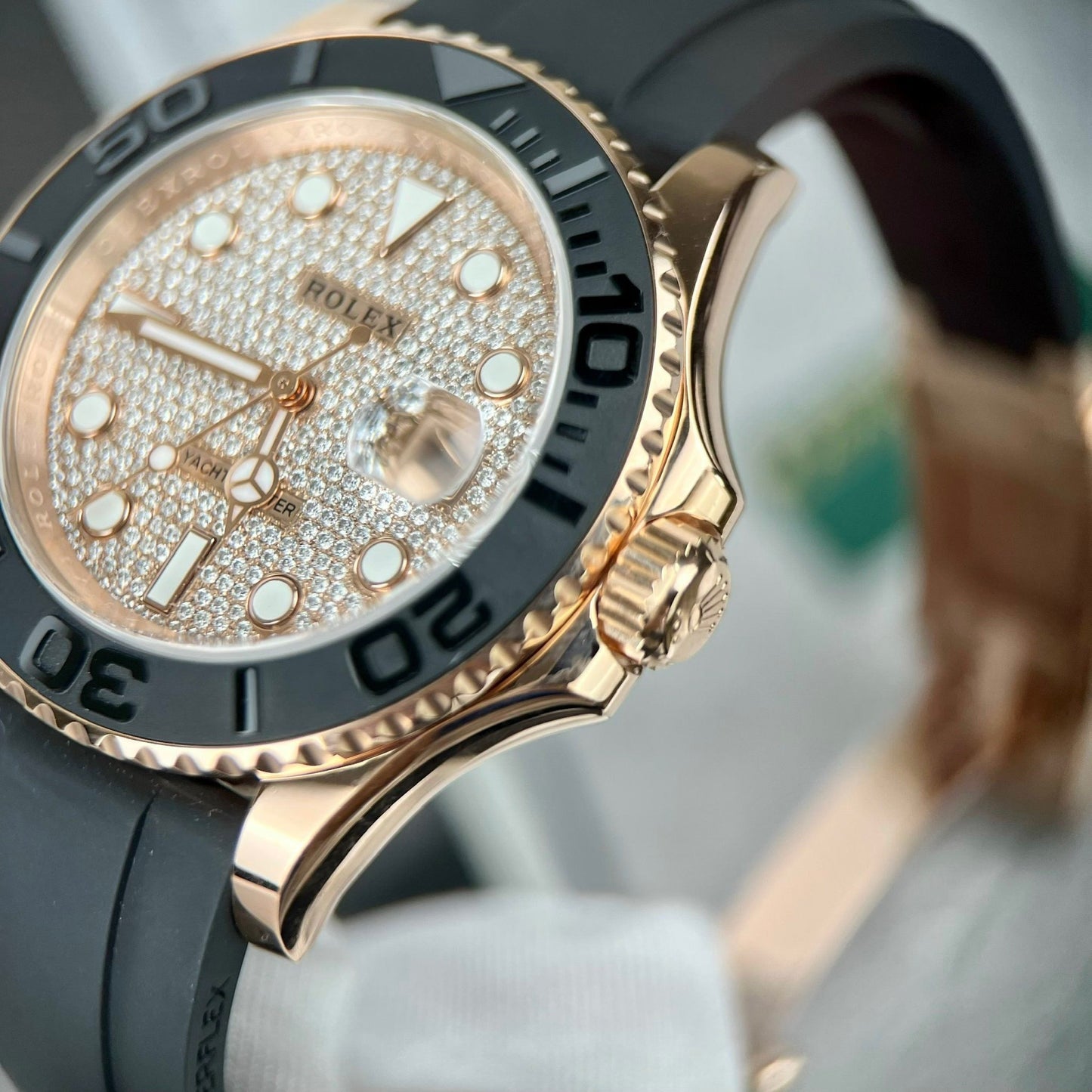 Rolex Yacht-Master 40 126655 Quadrante in pietra pavé - Movimento 3235 rivestito in oro 18 carati e moissanite