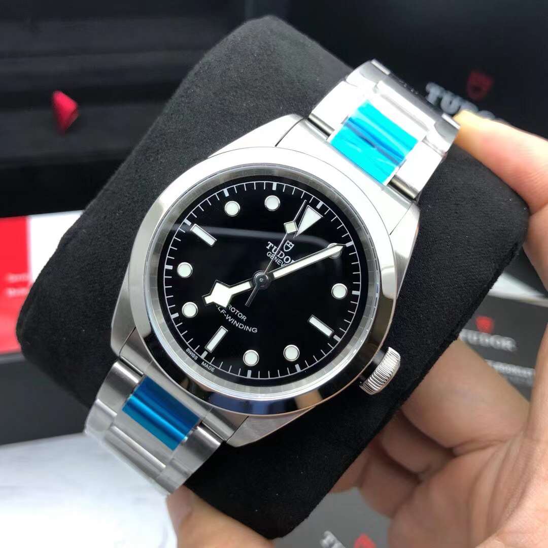 Tudor Heritage Black Bay M79540 Swiss Original Movement