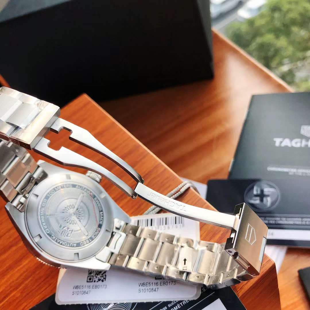 Tag Heuer Autavia WBE5110.EB0173 Isograph 42 Movimento originale svizzero