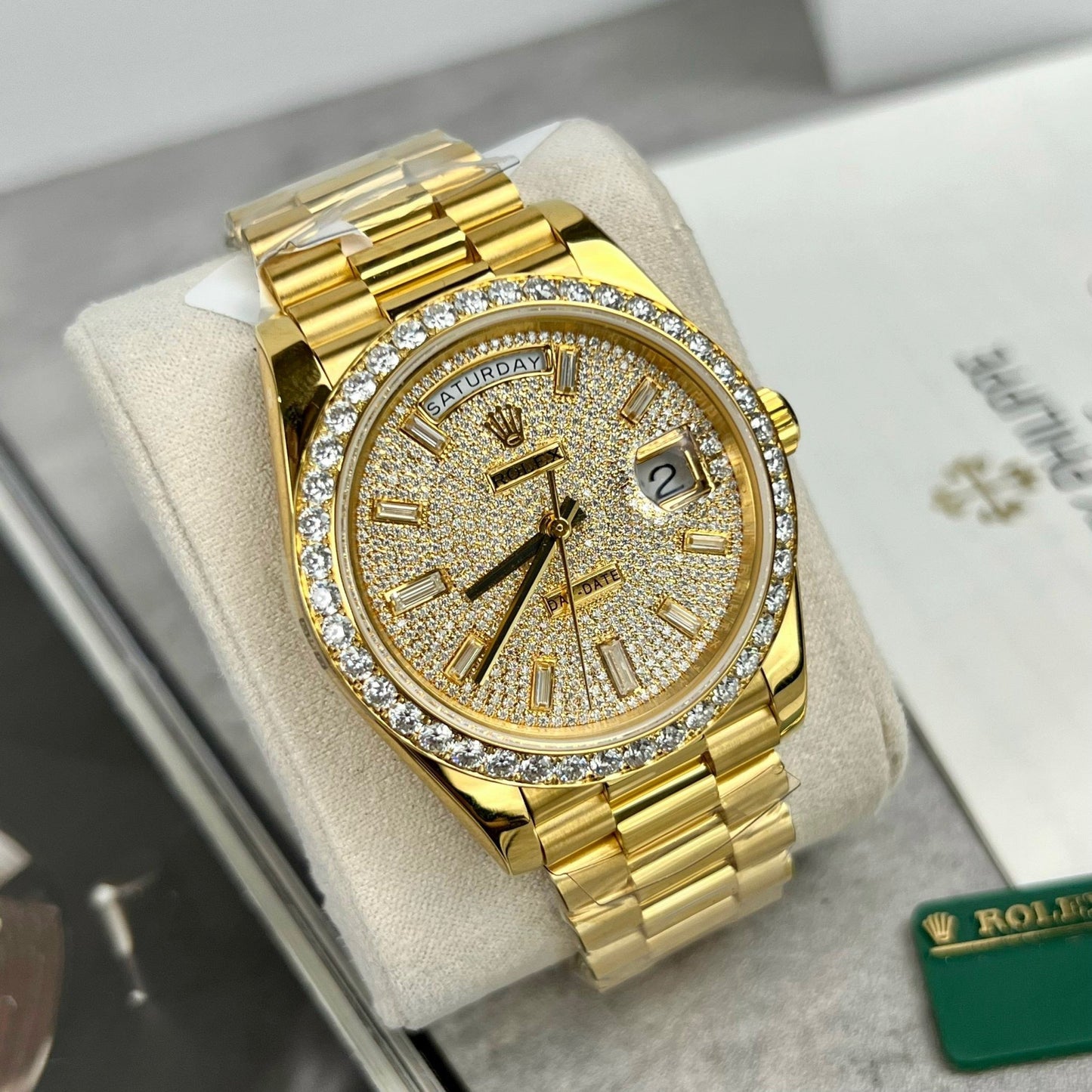 Rolex Day-Date m228398tbr-0036 Orologio da 40 mm rivestito in oro 18 carati con Moissanite totale