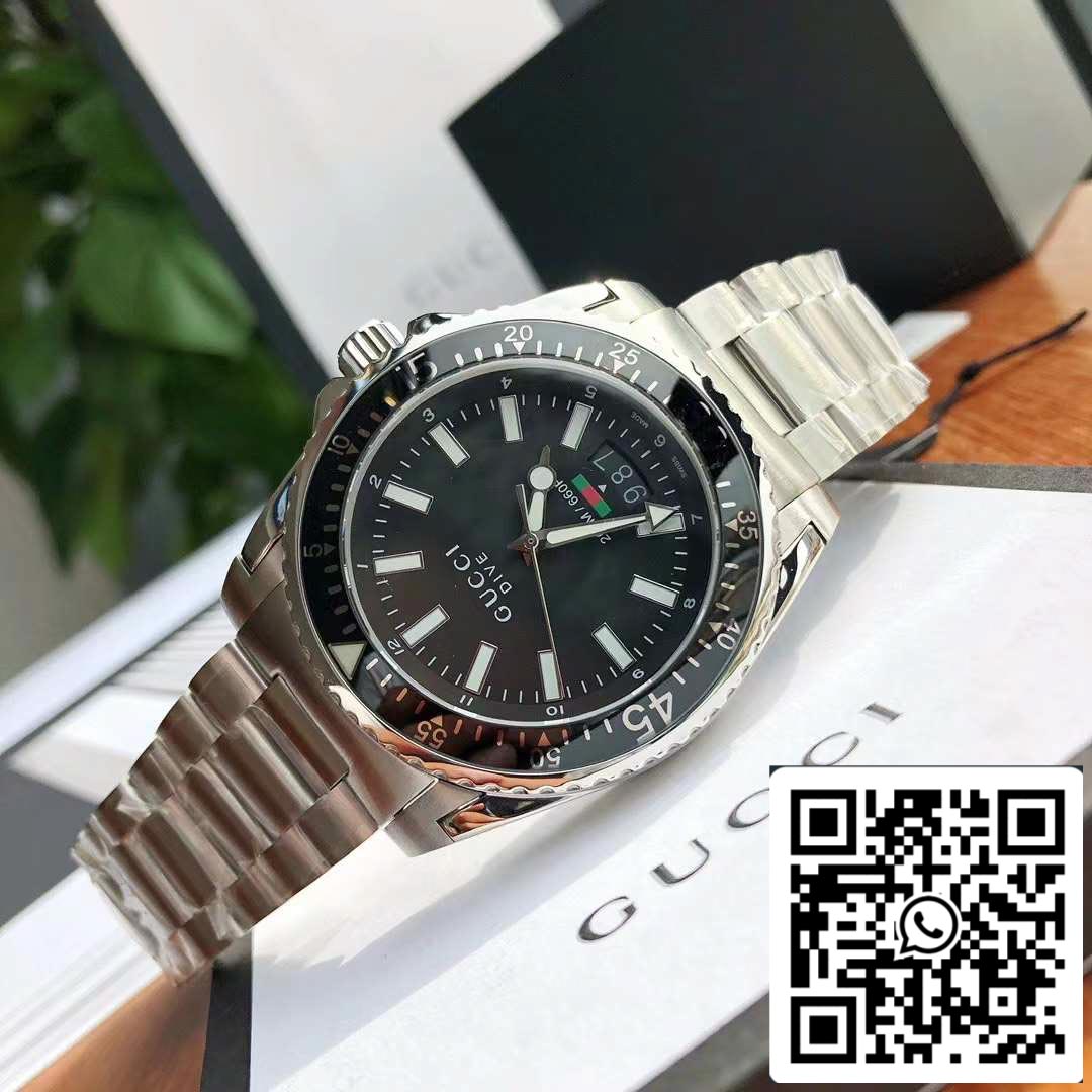 Orologio da uomo Gucci Dive con display analogico al quarzo svizzero nero 136.2 Migliore edizione 1:1