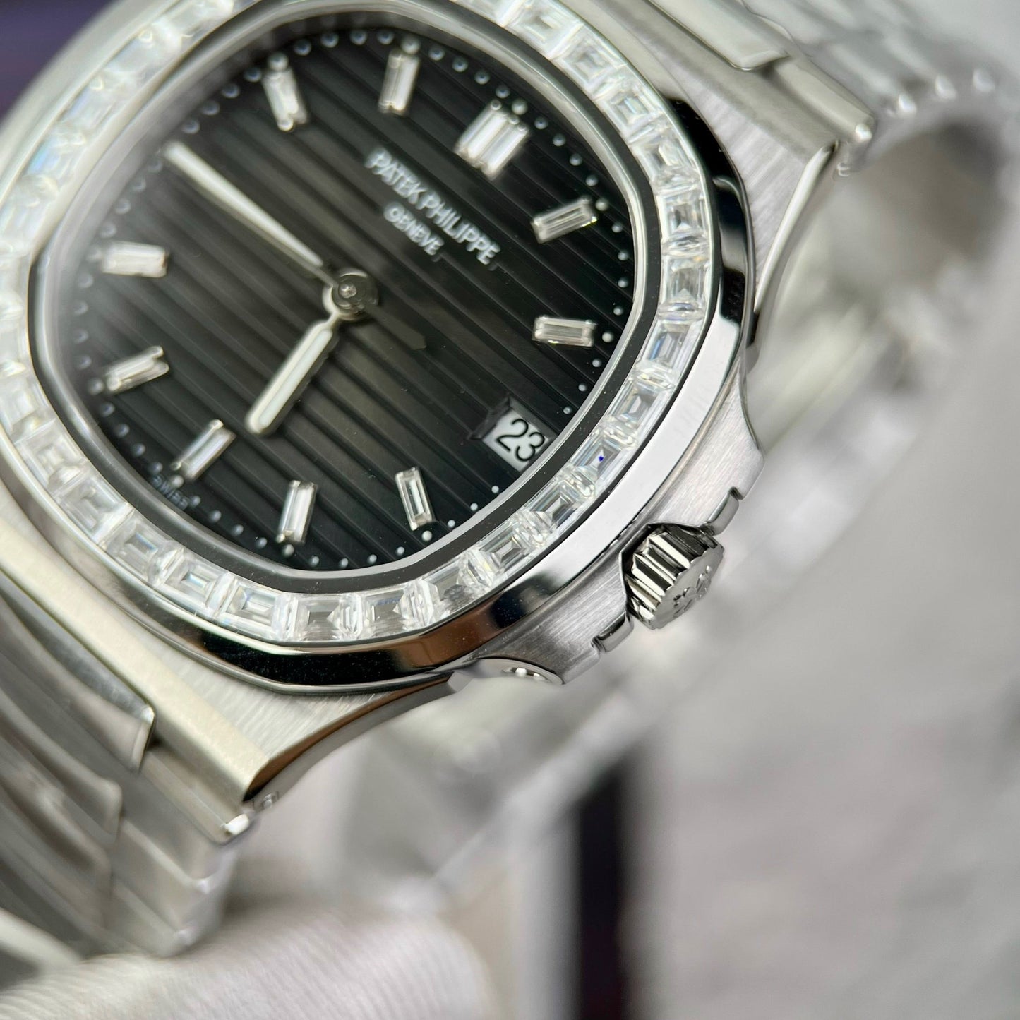 Patek Philippe Nautilus 5711 Best 1:1 Edition PPF Factory Black dial custom Diamonds Moissanite