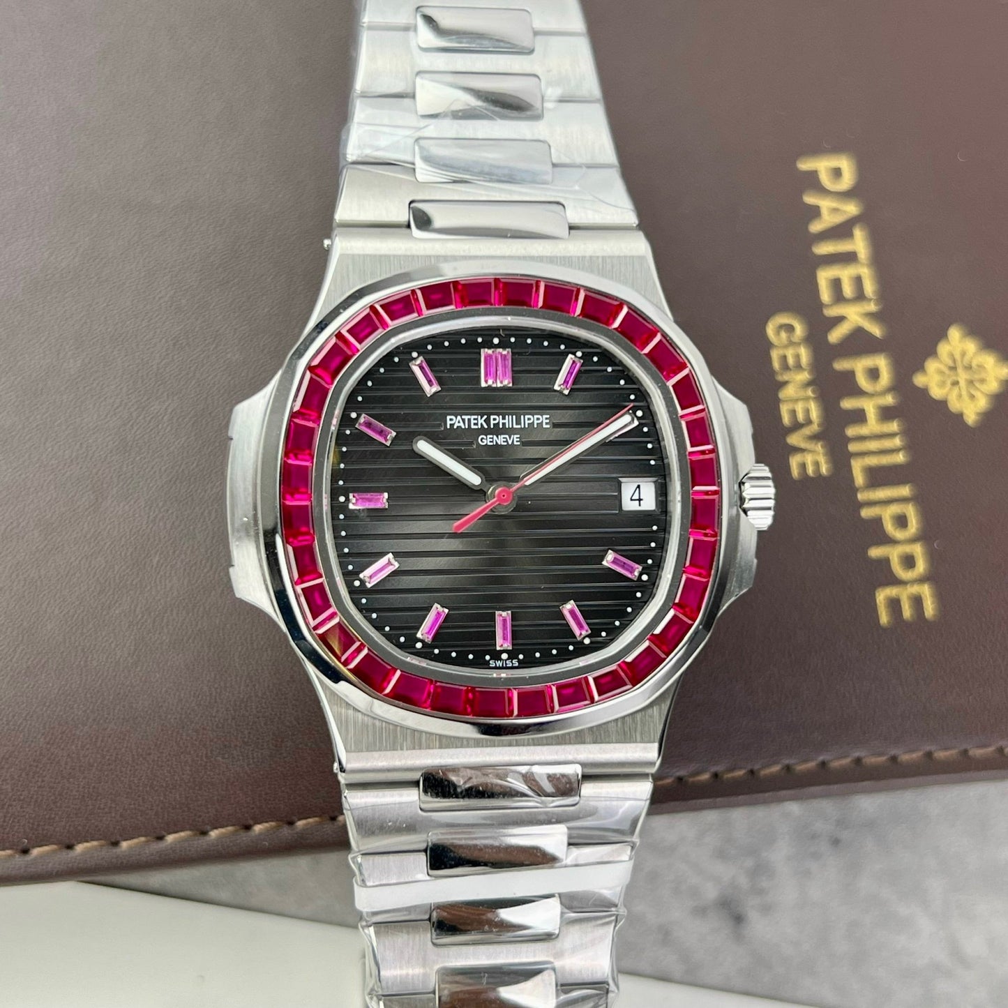 Patek Philippe Nautilus 5711/112P-001Best 1:1 Edition PPF Factory personalizzato Ruby Stone