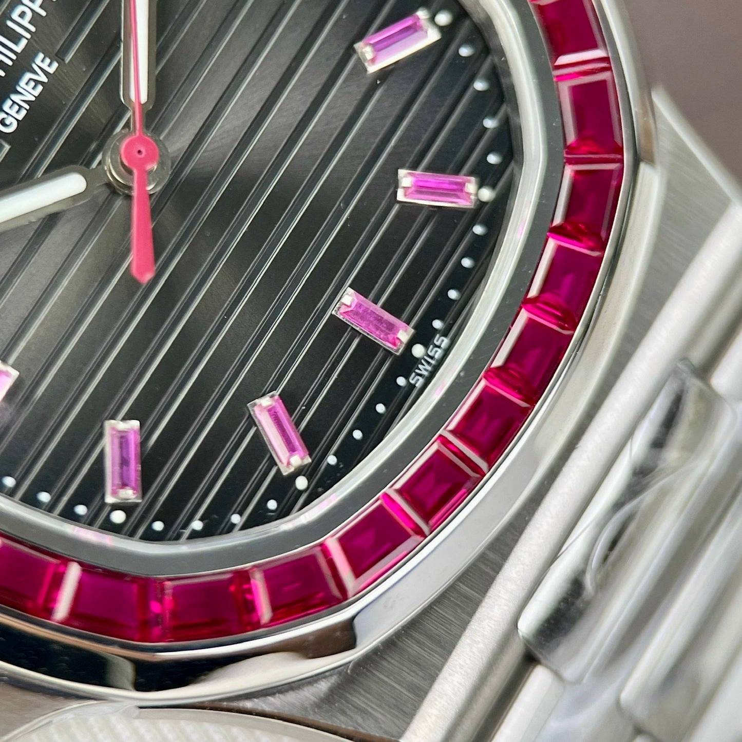 Patek Philippe Nautilus 5711/112P-001Best 1:1 Edition PPF Factory personalizzato Ruby Stone