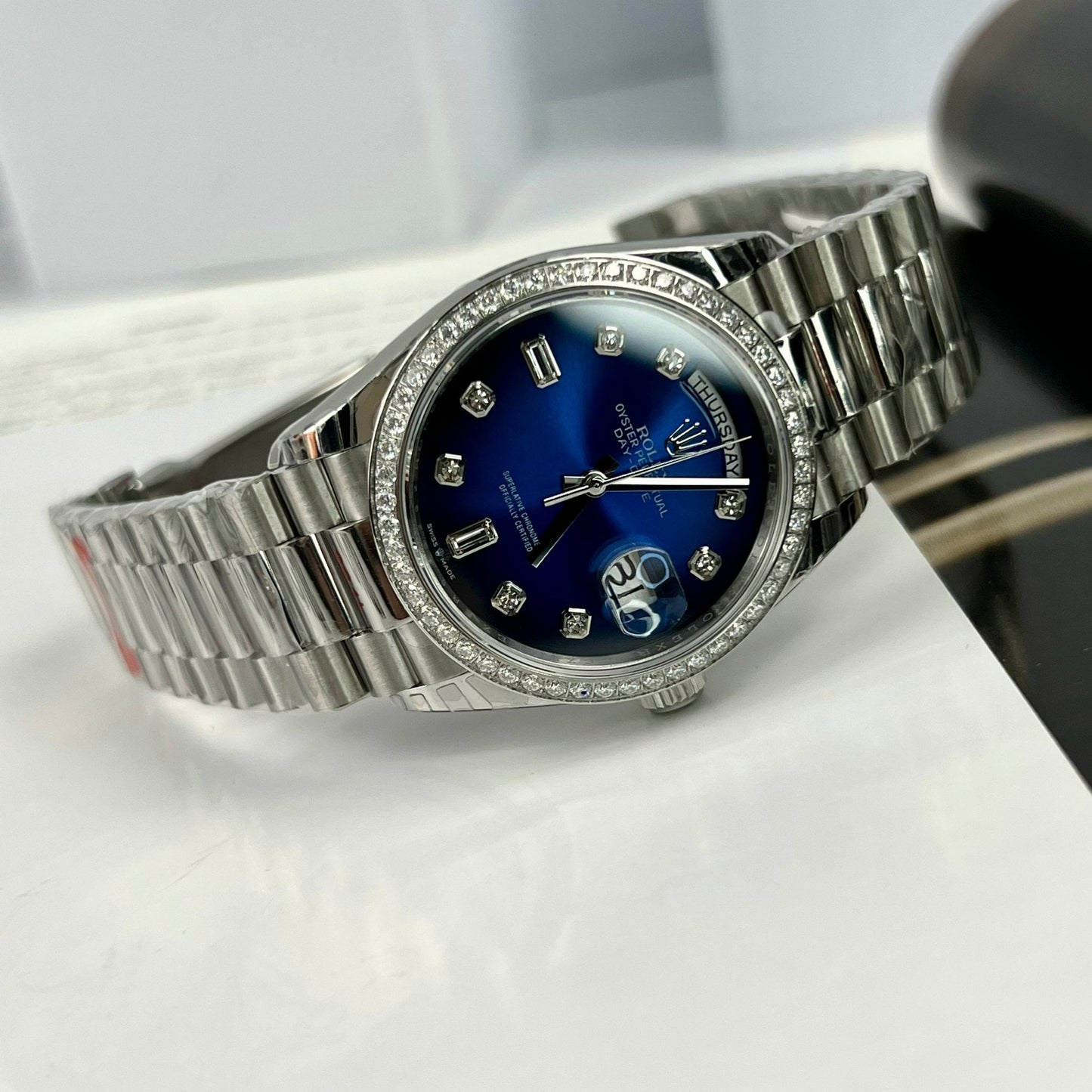 Rolex Day Date M128349RBR-0016 Lunetta in pietra 1:1 Best Edition EW Factory Quadrante blu