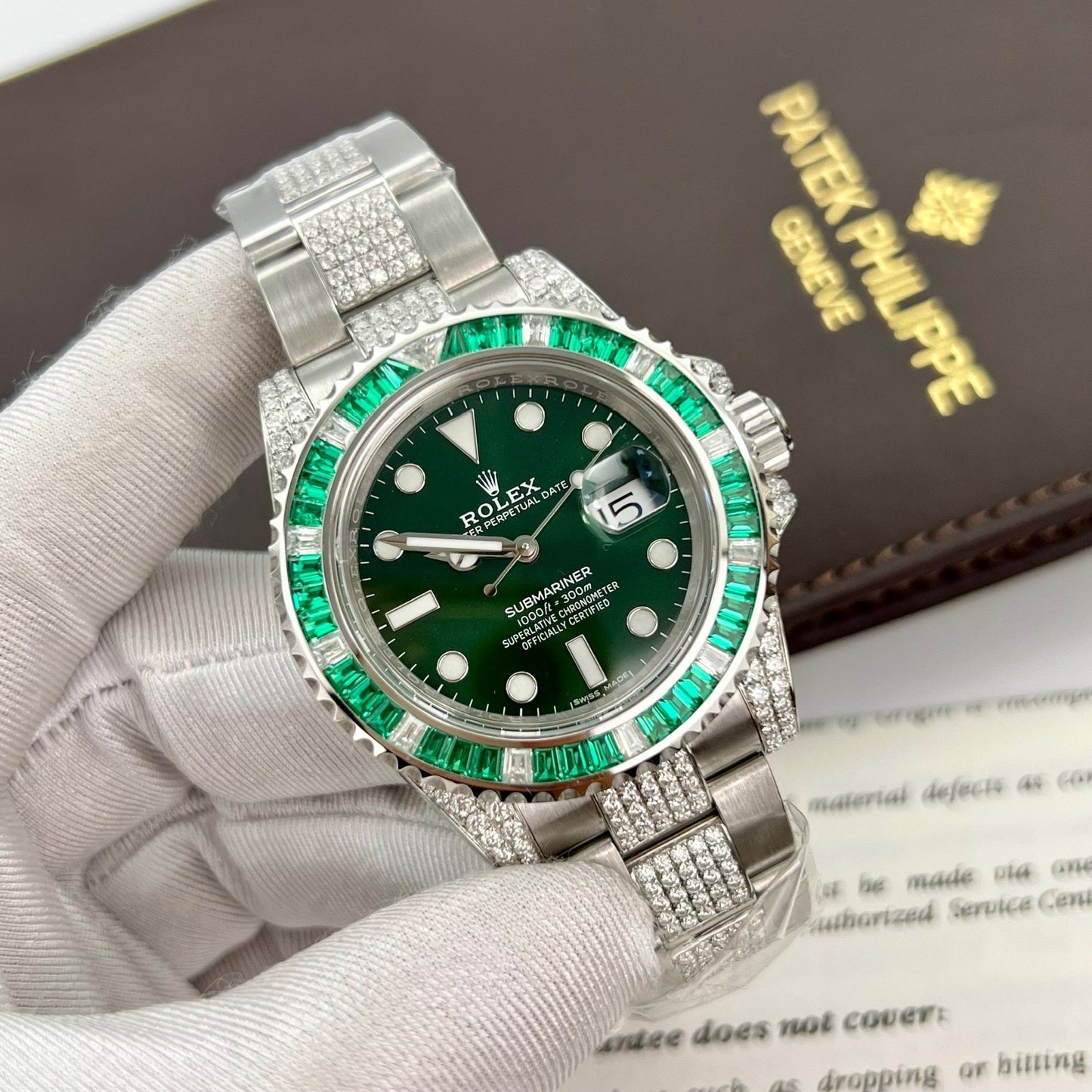 Rolex Submariner Hulk Oystersteel custom Moissanite Diamonds super vip