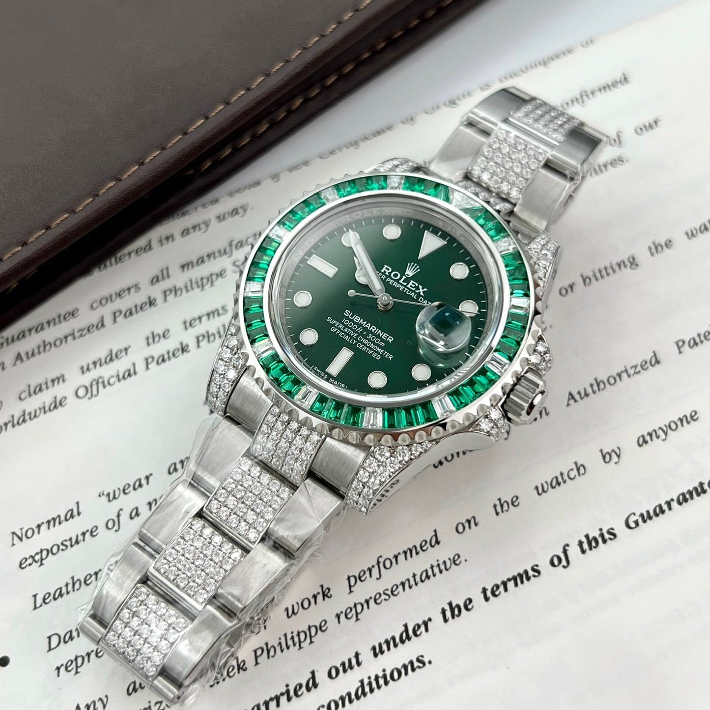 Rolex Submariner Hulk Oystersteel custom Moissanite Diamonds super vip