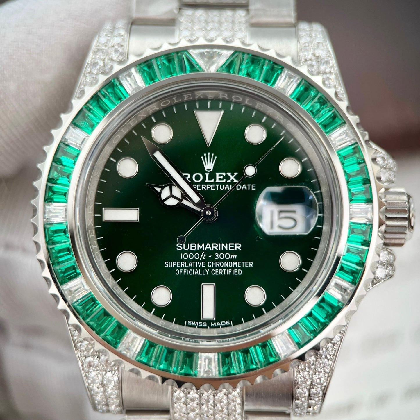 Rolex Submariner Hulk Oystersteel custom Moissanite Diamonds super vip