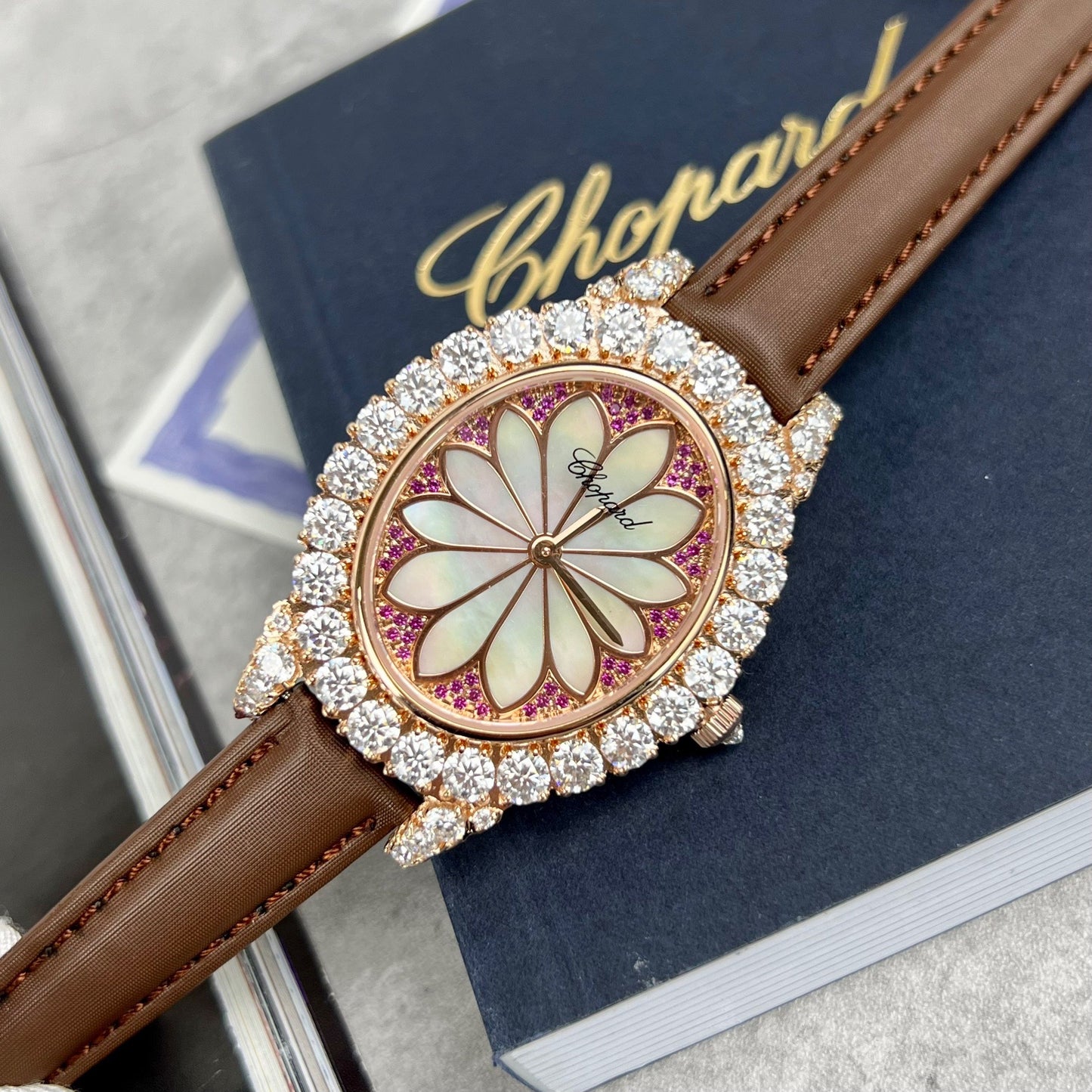 Chopard L'Heure Du Diamant Oval Small 40mm Rose gold 139383 Best 1:1 EU Replica Watch