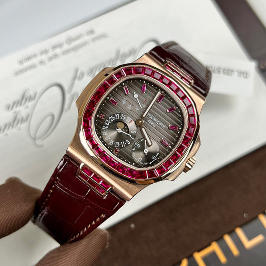 Patek Philippe Nautilus 5712 oro rosa 18 carati 1: 1 migliore edizione PPF Custom Factory Ruby Stone