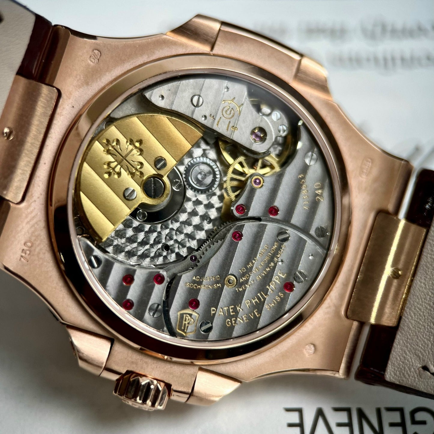 Patek Philippe Nautilus 5712 oro rosa 18 carati 1: 1 migliore edizione PPF Custom Factory Ruby Stone