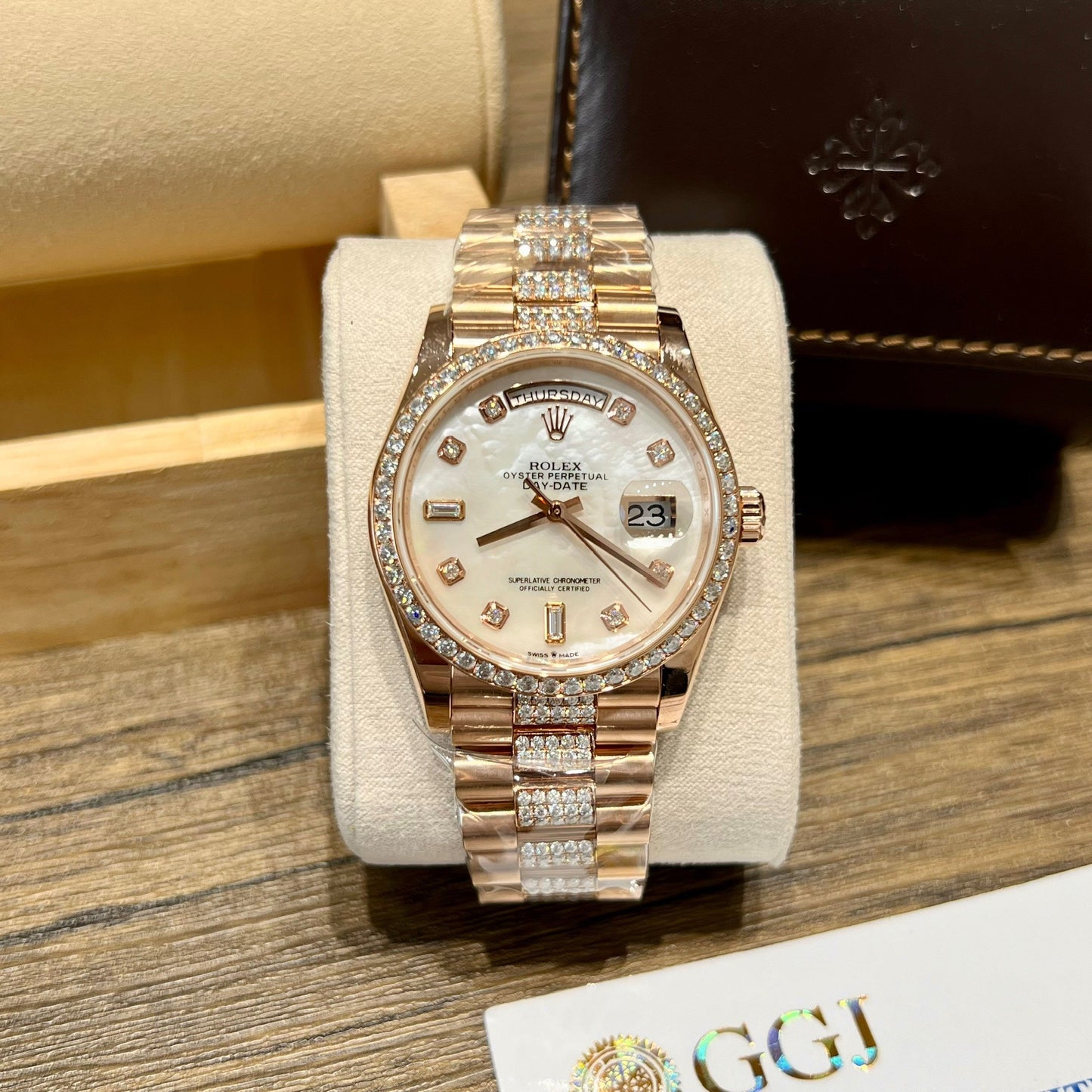 Rolex Day-Date M128345RBR-0030 Mother of Pearl 1:1 Best Edition custom 18k and moissanite