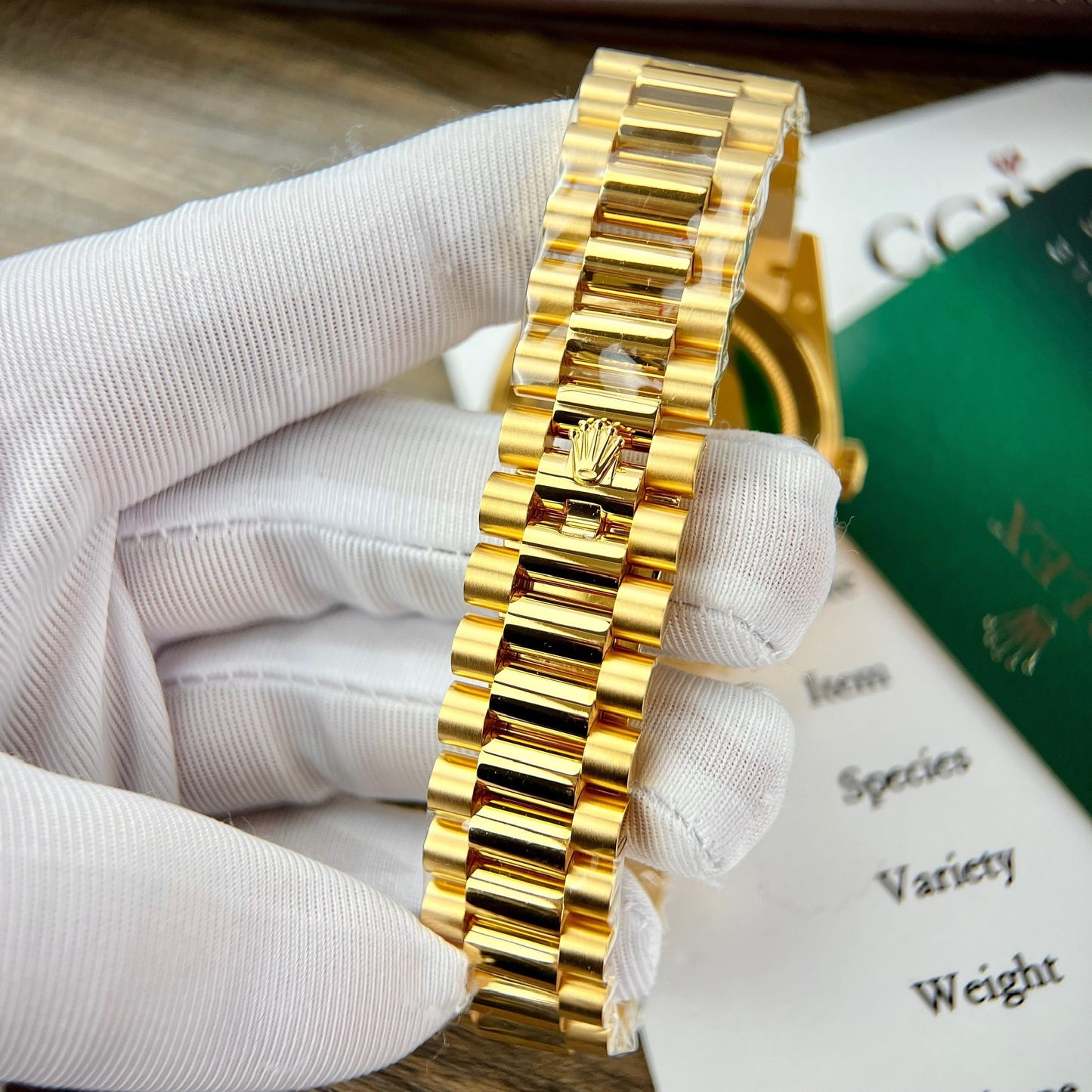 Rolex Day Date 228238 40MM 1:1 best edition 18k Yellow Gold Silver Roman Dial GM Factory Counterweight Version