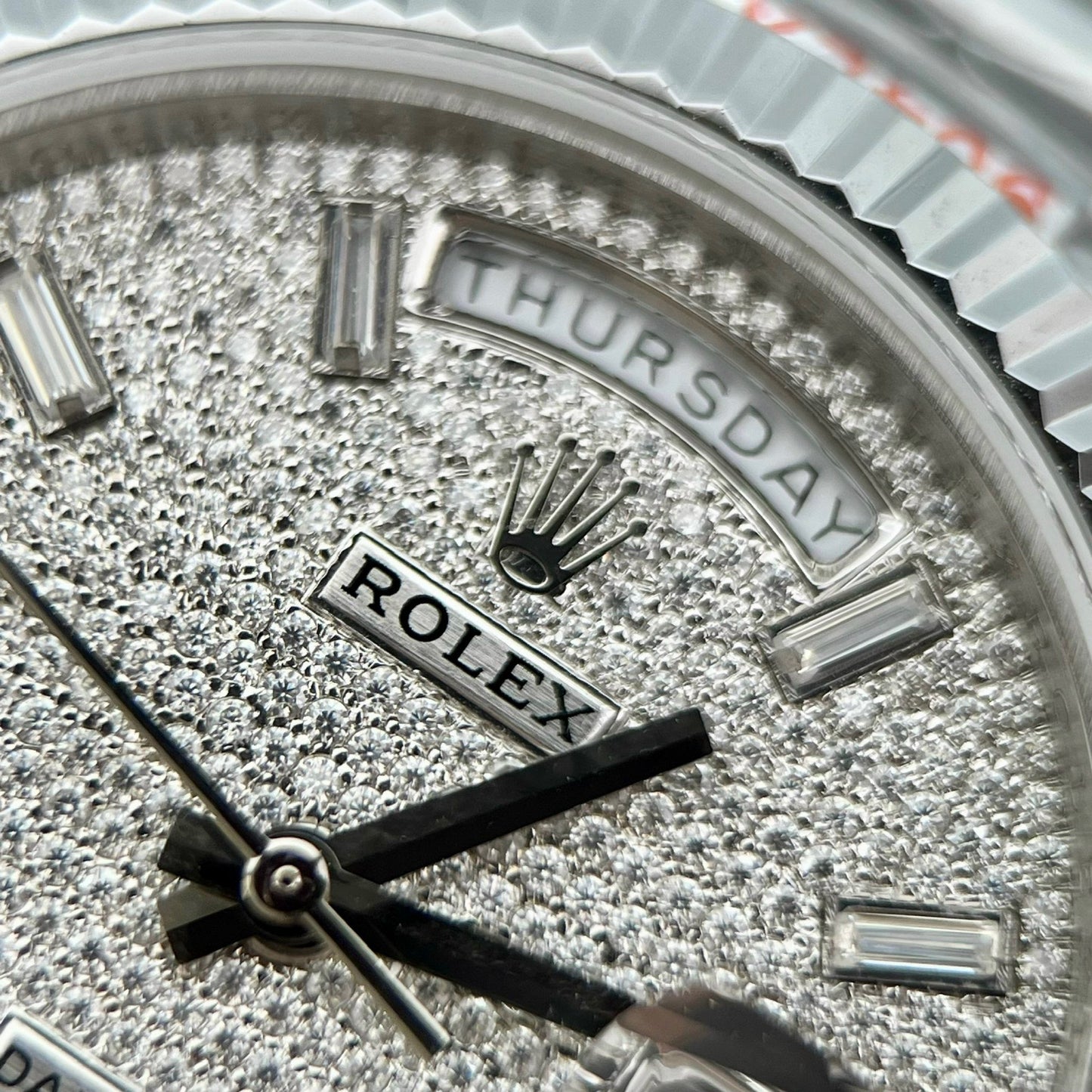 Rolex Day Date 40 228349RBR Esfera con diamantes pavé 1:1 Versión contrapeso GM Factory V3