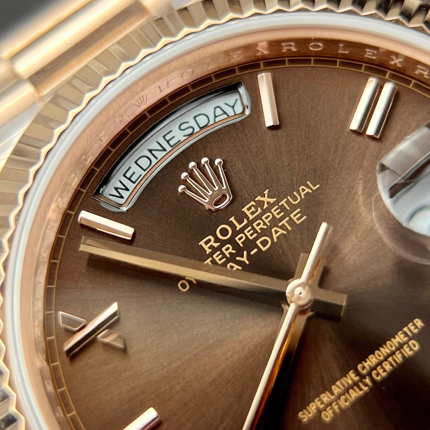 Rolex Day Date President Automático 228235 Oro rosa de 18 quilates lleno de 175 gramos Versión de contrapeso GM V3