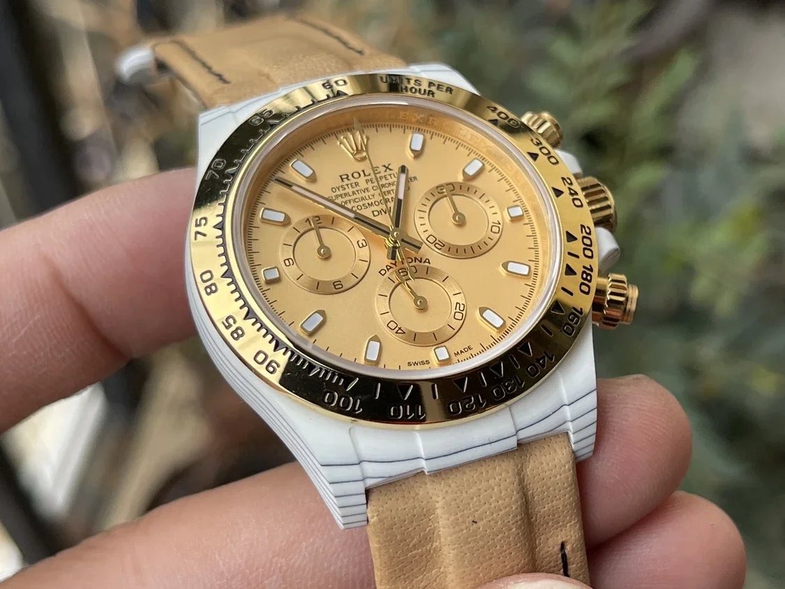 【Versione modificata DIW del movimento 4130】 Cassa in fibra di carbonio con quadrante giallo serie Rolex Cosmograph Daytona