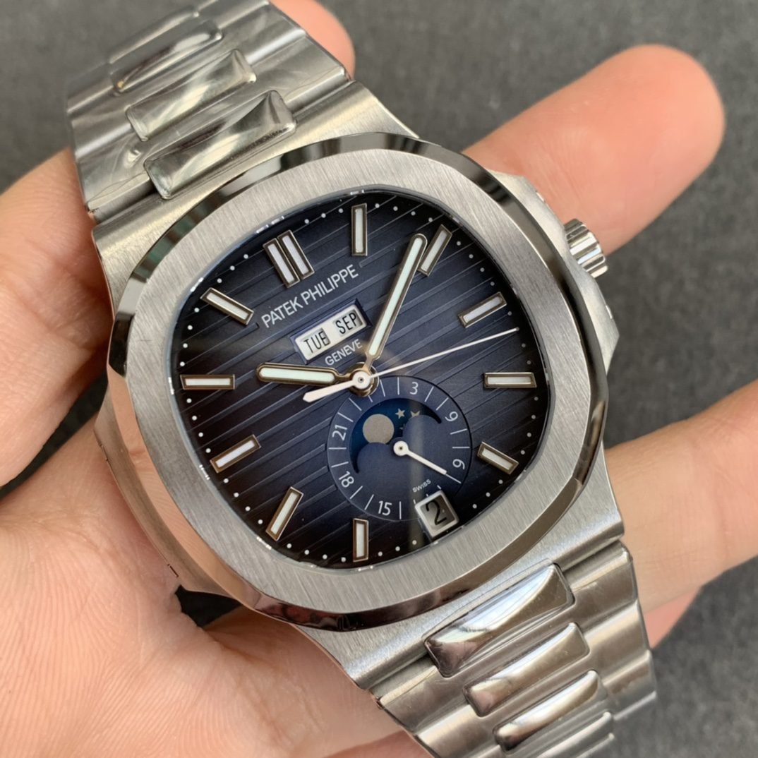 Patek Philippe Nautilus 5726 1:1 Best Edition GR Factory V3 Quadrante Blu Acciaio Inossidabile