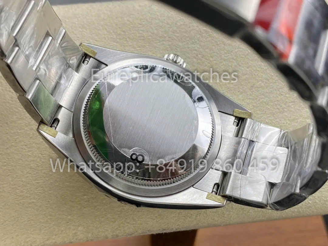 Rolex Oyster Perpetual M126000-0007 36MM 1:1 Miglior Clone VS Quadrante Rosso di Fabbrica