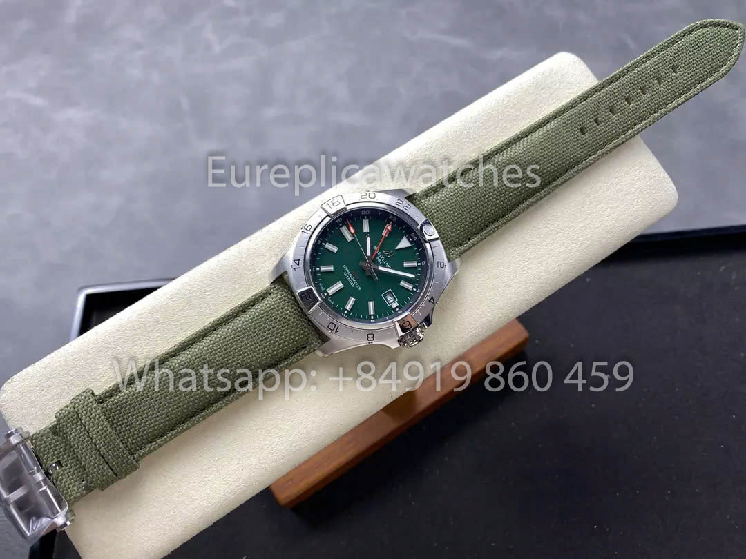 Breitling Avenger Automatic GMT 44 BLS Factory 1:1 Miglior Clone Quadrante Verde Cinturino Velcro